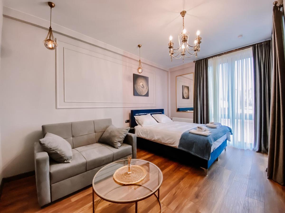 Trinity Hotel Тбилиси Екстериор снимка