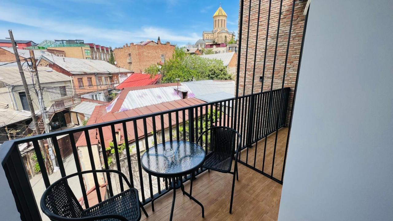 Trinity Hotel Тбилиси Екстериор снимка